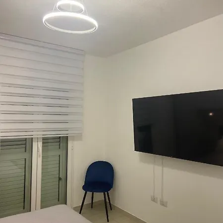 Medrano Modern